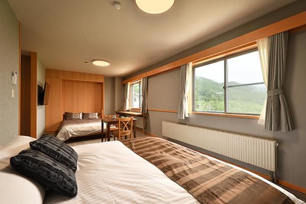 Hotel Takimoto Yamanouchi  Exteriör bild