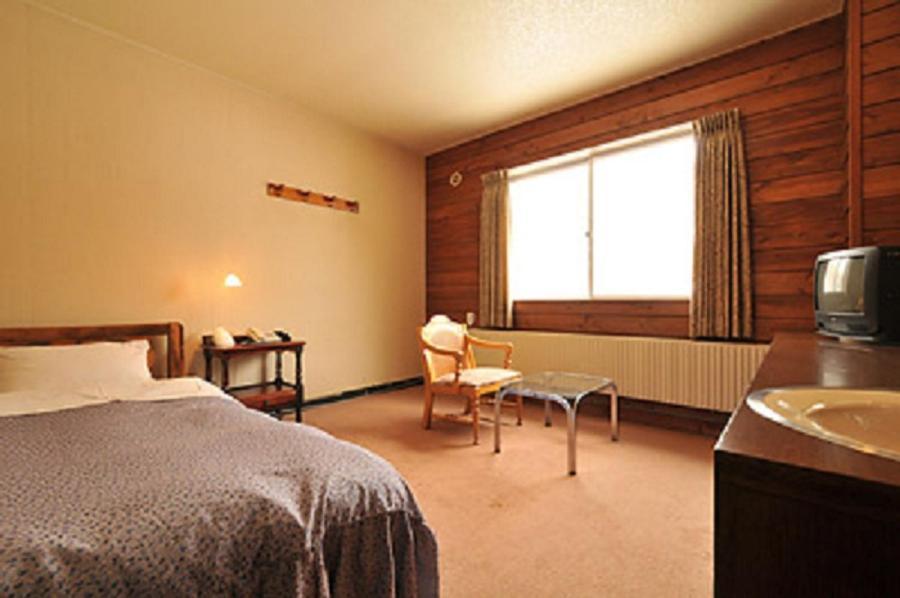 Hotel Takimoto Yamanouchi  Exteriör bild